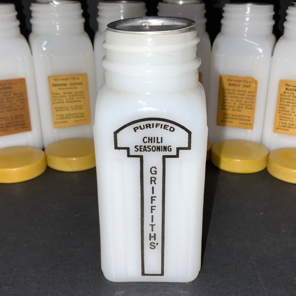 Set of 10 Griffith’s Yellow Spice Jars All Have Back Labels, Shaker & Yellow Cap - Picture 5 of 7